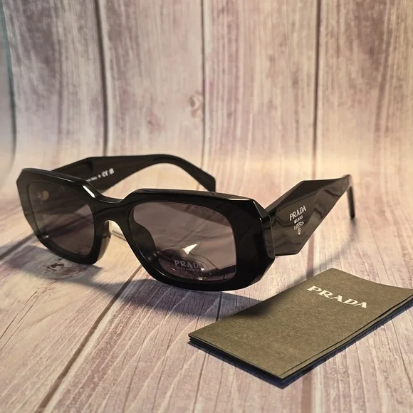 New- PRADA Sunglasses SPR 17W-F Black 50[]20** - brandabble  display picture 3